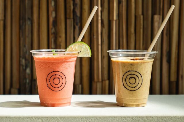 万博の"オアシス"UAE館で限定ドリンク、伝統食をアレンジ