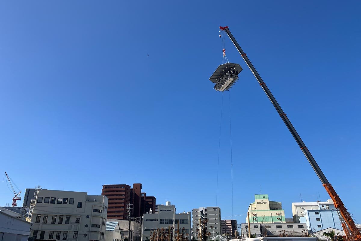 「開放的！」「ちょっと怖い」高さ40mの空中レストラン、大阪・中之島にオープン