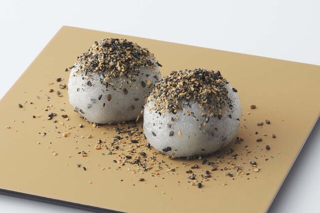 “ごまの日”に「たねや」コラボの限定ごま大福、京都のごま油屋の職人技が光るすりごま