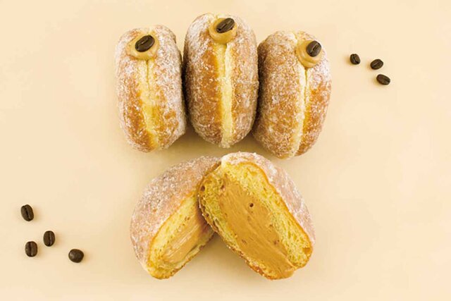 老舗喫茶「丸福珈琲店」監修の珈琲クリームがたっぷり、生ドーナツが限定販売