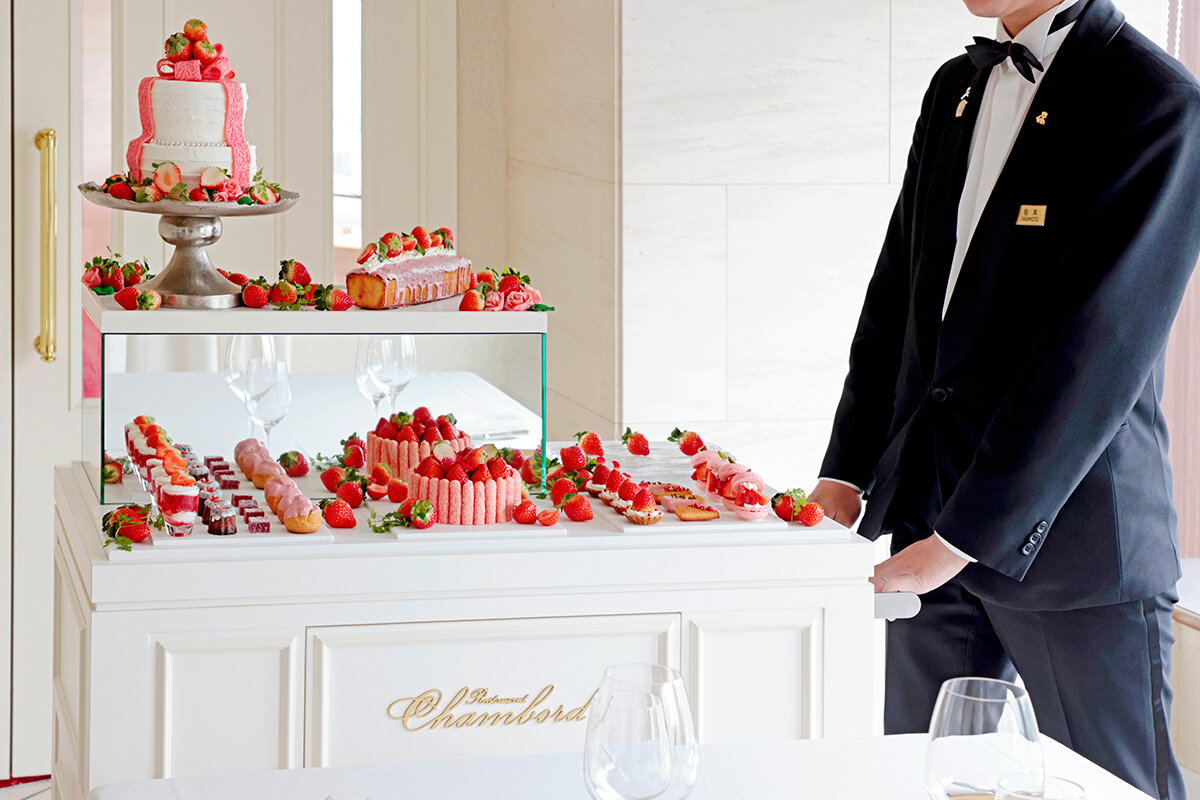 1日1組限定、大阪のホテルのプライベート空間で堪能する豪華すぎる「いちごアフヌン」