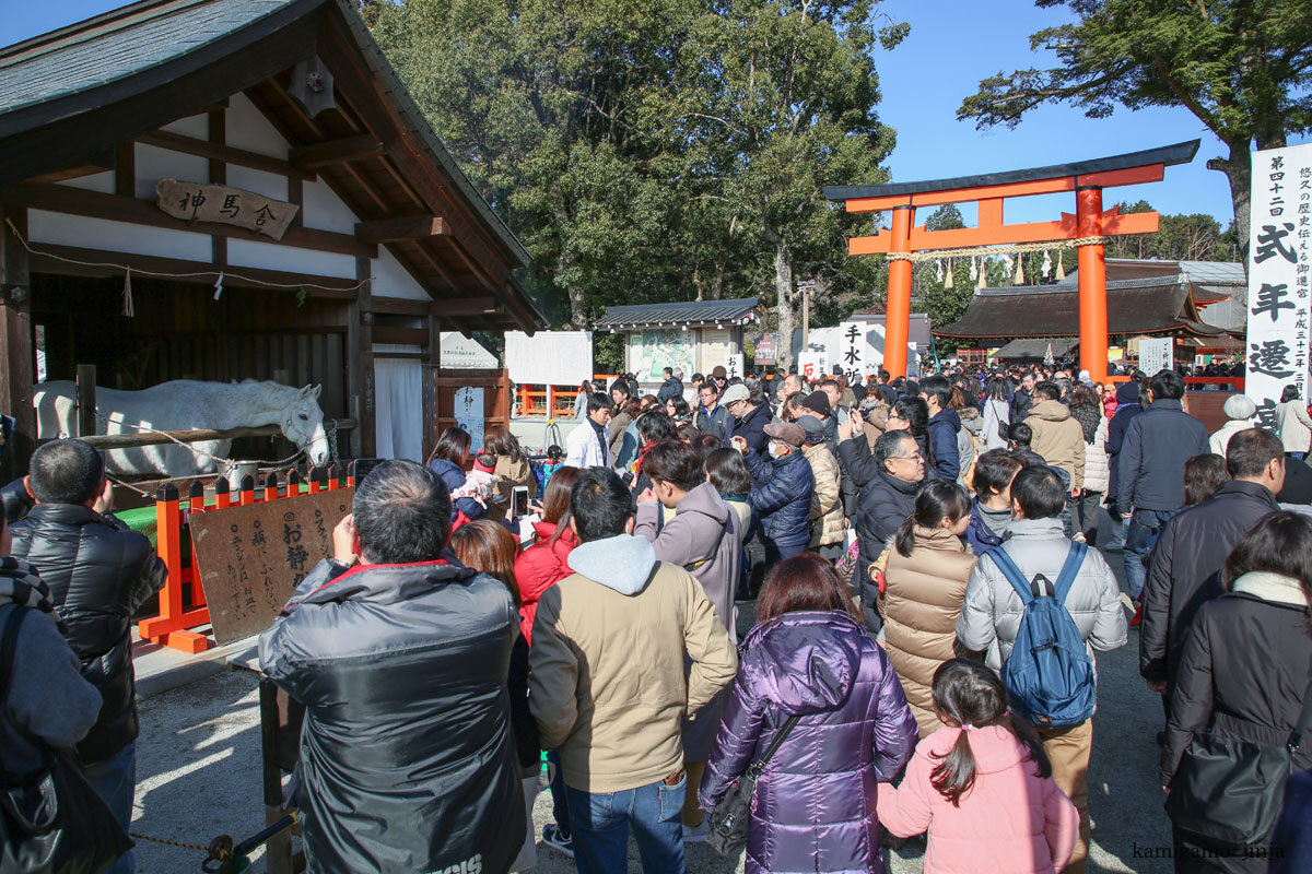 「午（うま）年」に縁起物として持ち帰りたい！ 関西のかわいい「馬型おみくじ」3選