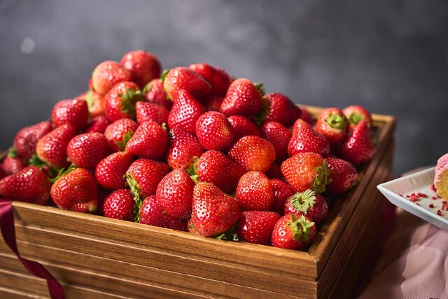 高級いちご「あまおう」とタイ料理が食べ放題の至福、大阪・なんばのホテルで新春からスタート