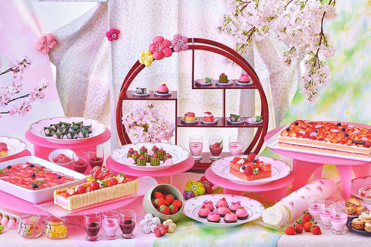 京都の伝統感じる「いちごとさくら」のスイーツビュッフェ、JR京都駅近くのホテルで「手描友禅」の演出