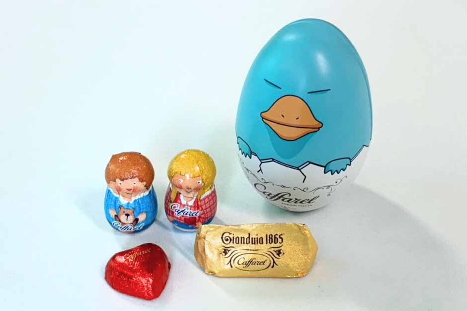 卵型のイコちゃんに4種のカファレルがイン、ジャンドゥーヤチョコが入って駅ナカ限定で数量限定販売