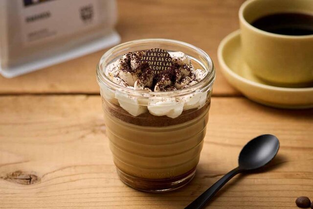 モロゾフのプリンを使用したコーヒーパフェが阪急うめだに、東京のスペシャルティコーヒーとのコラボで