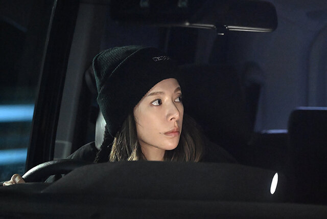 「オオカミに変身する」紗春（桜井ユキ）の裏の顔が怖すぎる【松下奈緒主演 ドラマ『夫に間違いありません』】