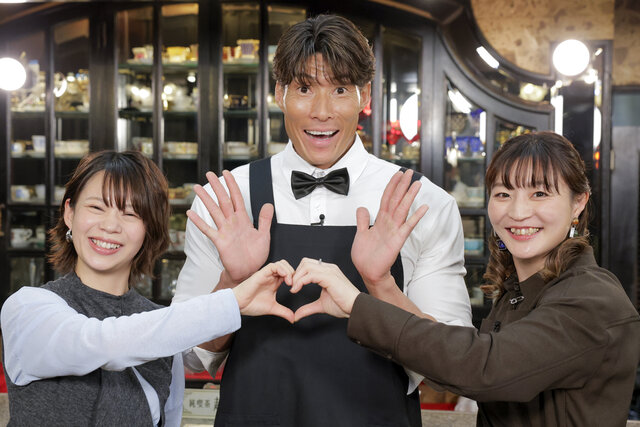 同い年仲良し金メダリスト 髙木菜那と角田夏実が来店！杉原愛子も加わり恋バナに花が咲く【純喫茶超人】