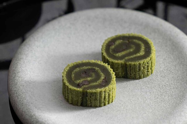 【2026年新作】老舗・鶴屋吉信の銘菓「京観世」、石臼挽きの宇治抹茶を使った初夏限定