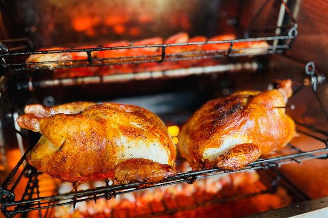 兵庫・西宮に串焼きローストチキン専門店、1本120円の名物串焼で人気の岡山発「鳥周」が兵庫に3店舗目