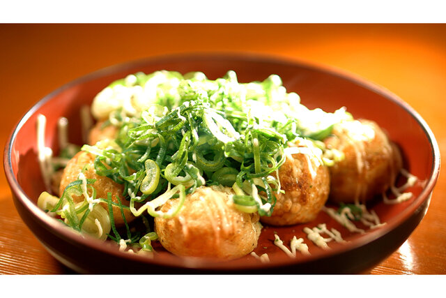 【西宮・甲子園】舘山聖奈アナの地元めぐり！双子の姉妹が作るかわいいクレープと塩で食べるのが一番うまいたこ焼き【フットマップ】