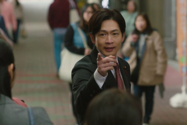 月10ドラマ『銀河の一票』与党の若手議員を熱演する松下洸平からコメント到着！「異次元なおもしろさを誇るキャラクター。振り切って演じているので怒られないかな(笑)？」