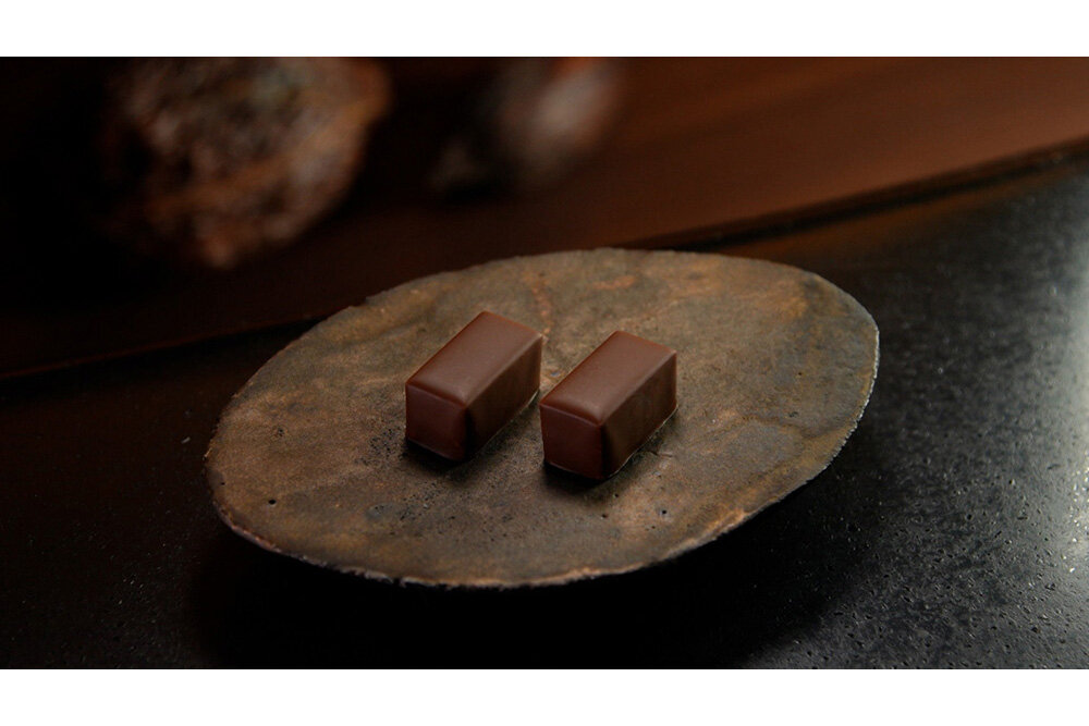 【三田・ゆりのき台】「パティシエ エス コヤマ」で「香水味チョコ」を試食、チュート徳井「森林感ある」【フットマップ】