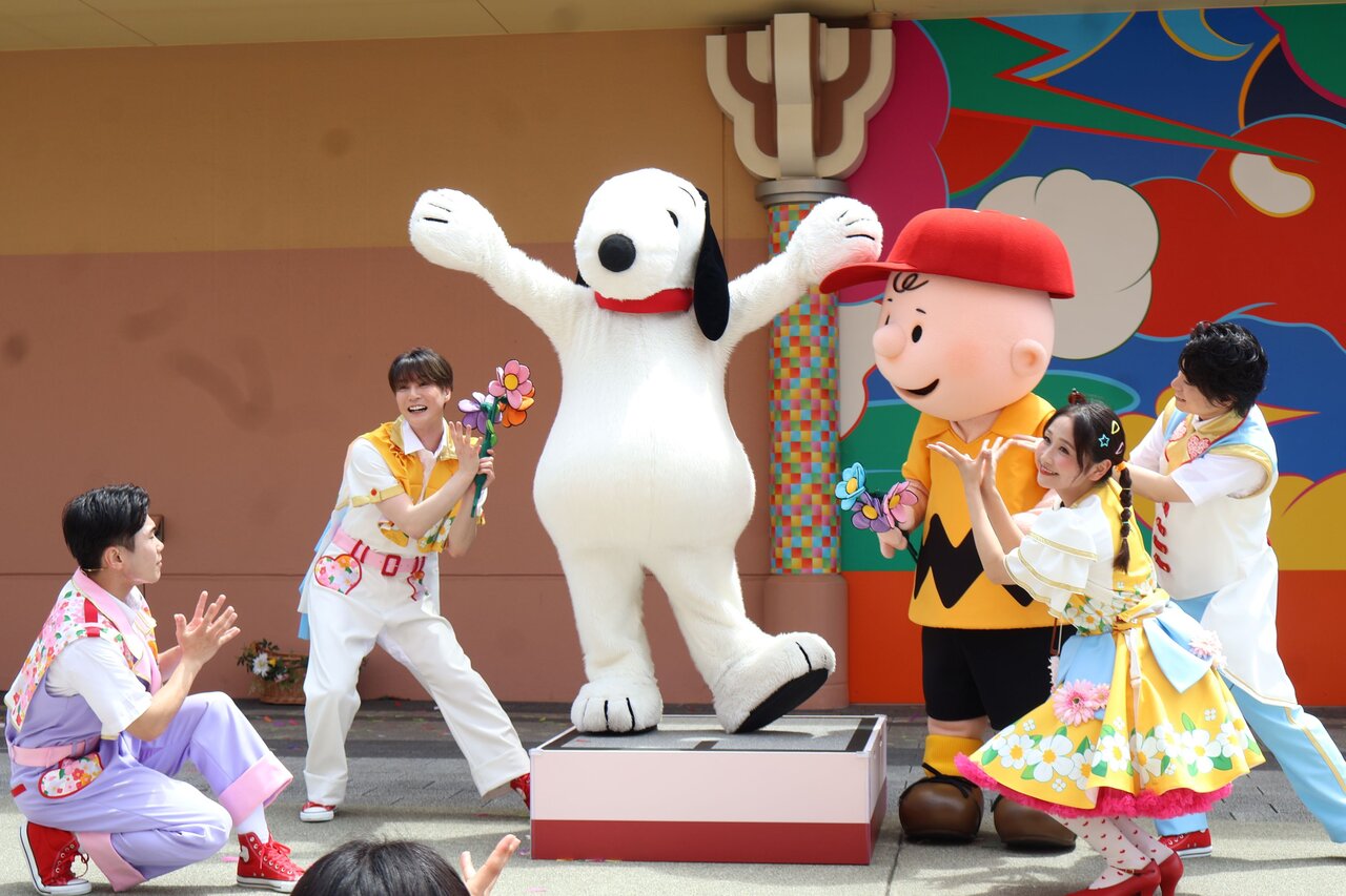 【USJ】“ありがとうの花”咲くイベント「サンクス・ラブ・マンス」を徹底レポート、スヌーピーやセサミも