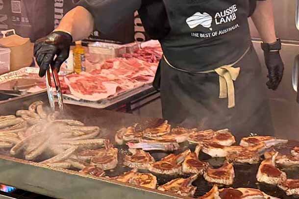 ミシュラン星付き店も！大阪・中津にラム肉を使った料理が集結、専門店や大阪の名店らが「大阪ひつじフェスタ」で腕を振るう