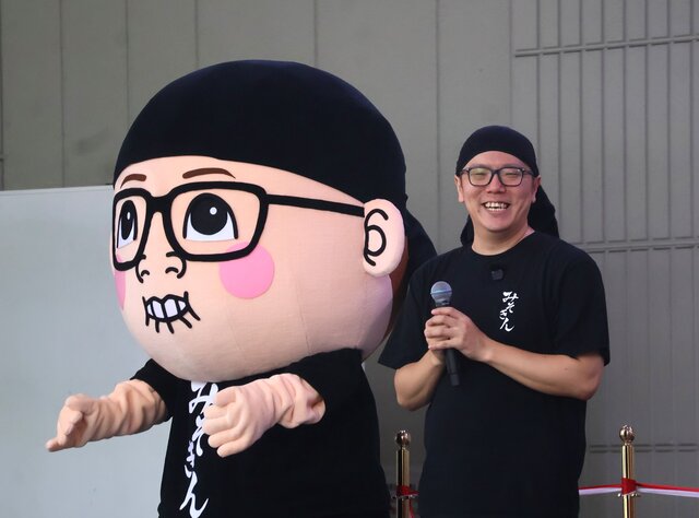 【大阪・阿倍野】「ヒカキン、ここしかないぞ」運命に導かれ「みそきん」関西初出店にファン800人熱狂【オープン式典レポート】