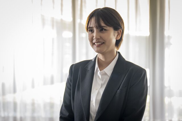 エリート刑事役・山崎紘菜からメッセージ到着「これから一気に物語が動いていきます」横山裕主演ドラマ『今夜もシリアルキラーと待ち合わせ』今夜第９話