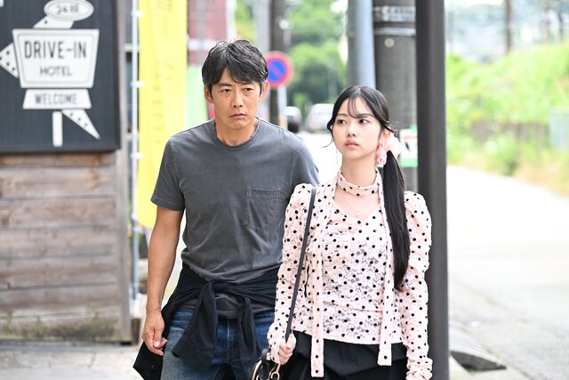 柏原（生見愛瑠）が退職を決意!?鬼塚（反町隆史）が病欠で不在のなか 女子生徒には“パパ活”疑惑が！担任代行の柏原は龍之介（工藤阿須加）に 相談しようとするが、思わぬ秘密を知ってしまい…!?