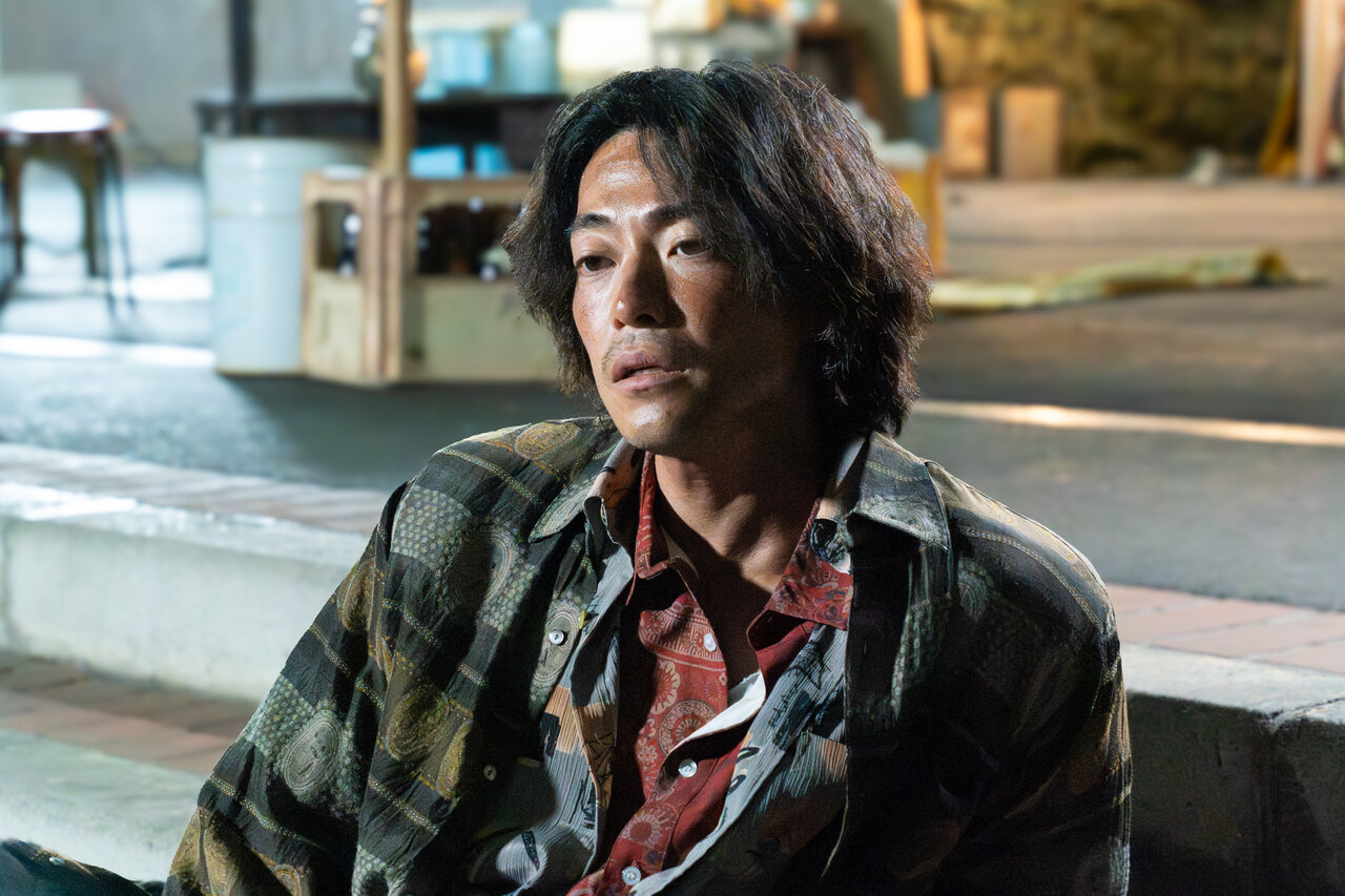 “ウソ”と“ホラ”の境界線、一線を越えてでも番組を成立させる奥本の危うさ【大東駿介主演・絶望できない男】