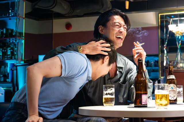    「ノーと言わない」が「ノーと言えない」に変わるとき。奥本拓夢（大東駿介）の優しさと危うさ【大東駿介主演 『絶望できない男』 第2話】 