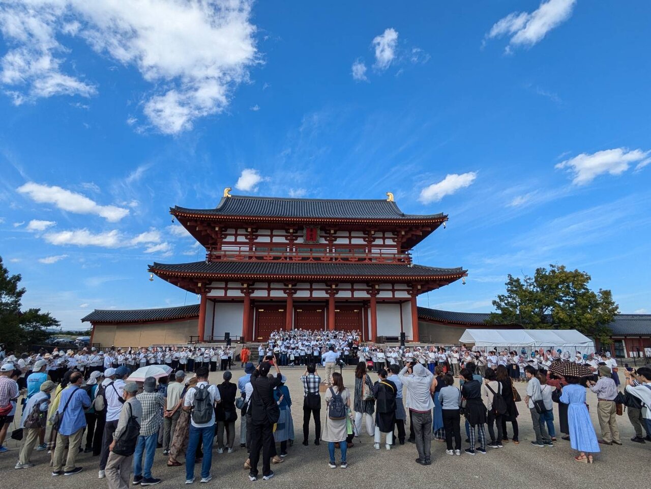 【奈良】入場無料！平城宮跡で花火、音楽、グルメが楽しめる「平城京 秋の散楽フェスタ2026」を開催