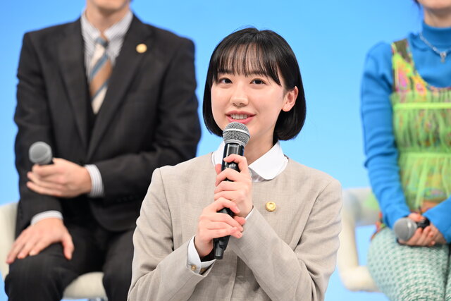 芦田愛菜＆高橋文哉、互いに「努力の天才肌」とリスペクト！ 新月10ドラマ『南田南弁護士は天才肌』会見レポート