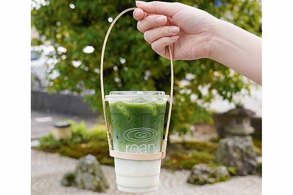 【京都御苑】抹茶に特化したカフェが新たにオープン、テイクアウト用に竹製ドリンクホルダーも登場