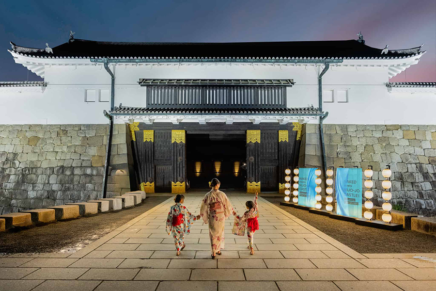 『NAKED meets 二条城 2025 夕涼み』作品【重要文化財：東大手門】Lanterns of Tranquility（イメージ写真）
