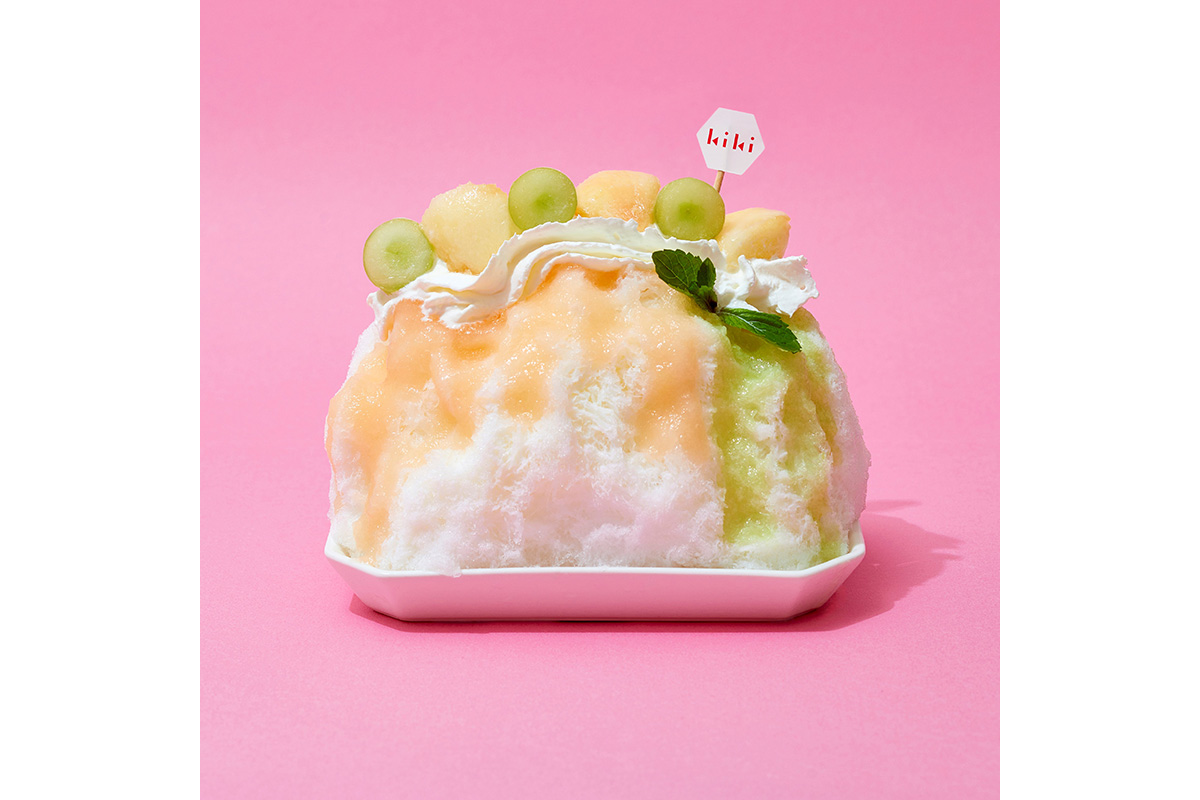 愛知「kiki²do」の「まるごとフルーツケーキピーチ＆マスカット」（1,980円・各日販売予定数100）