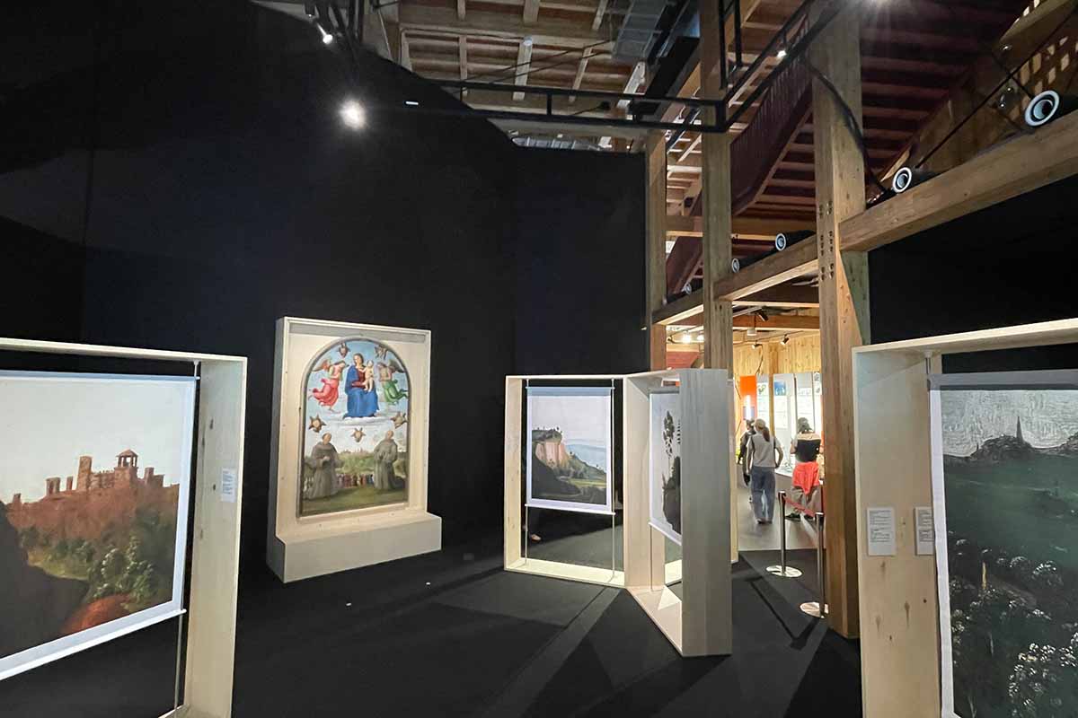 ペルジーノの「正義の旗」と、同時代の絵画模写を展示