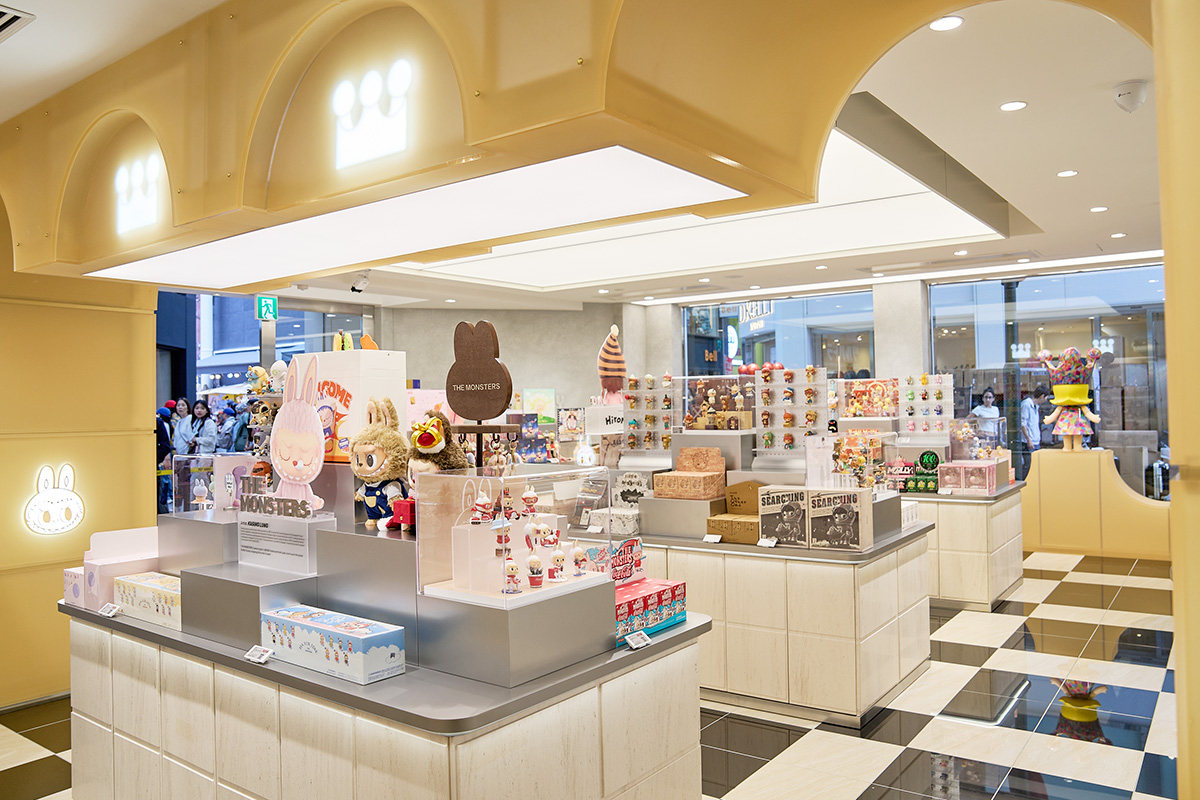「POP MART 大阪なんば店」の内観（2025年・大阪市中央区）