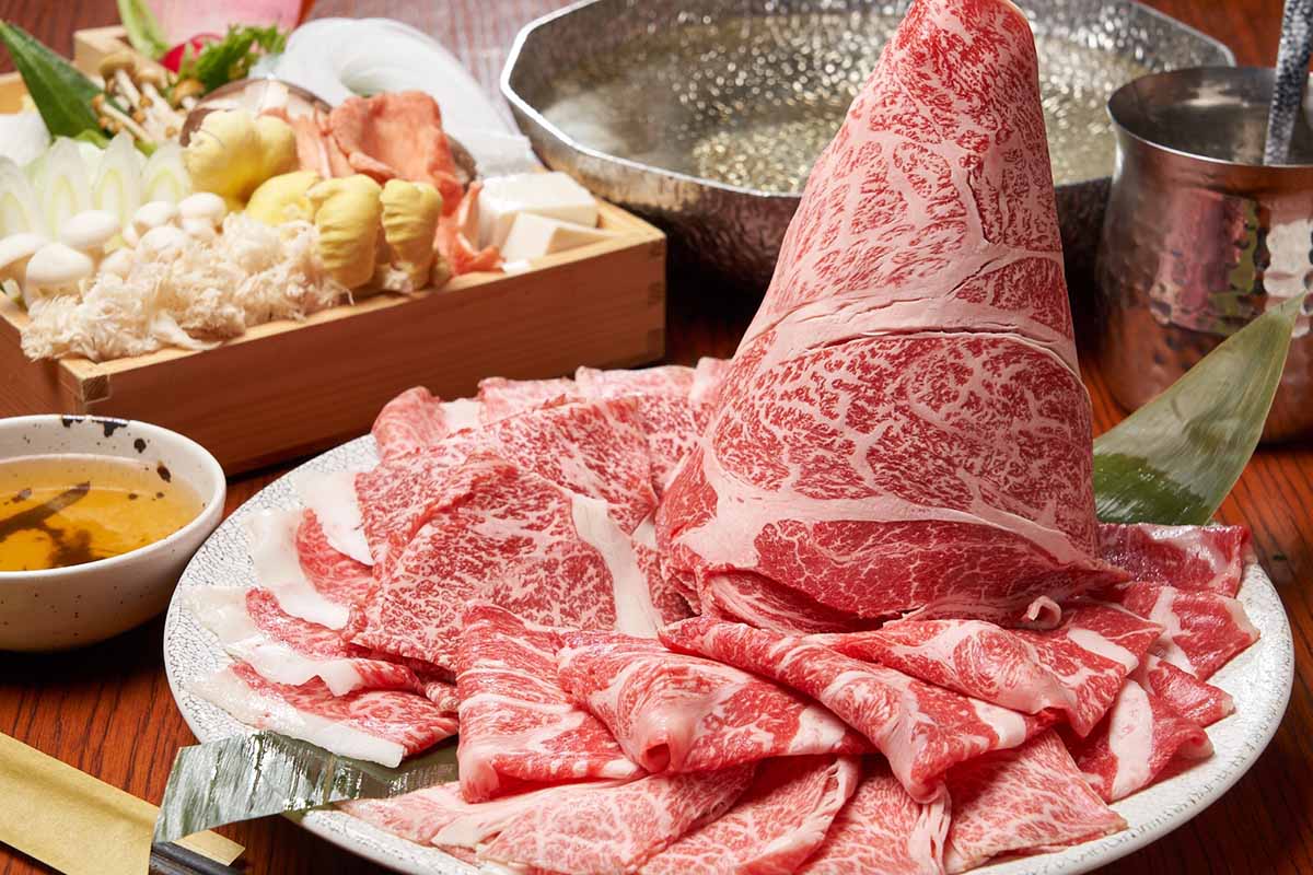 全室個室で日本三大ブランド和牛の食べ比べができる「松阪牛・神戸牛・近江牛 三大和牛食べ比べ しゃぶ輝」