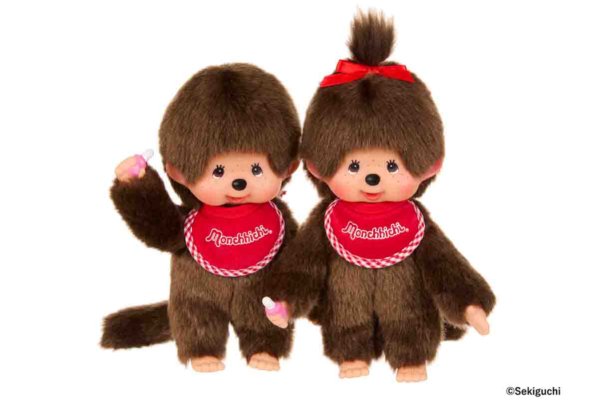 モンチッチくん（左）とモンチッチちゃん