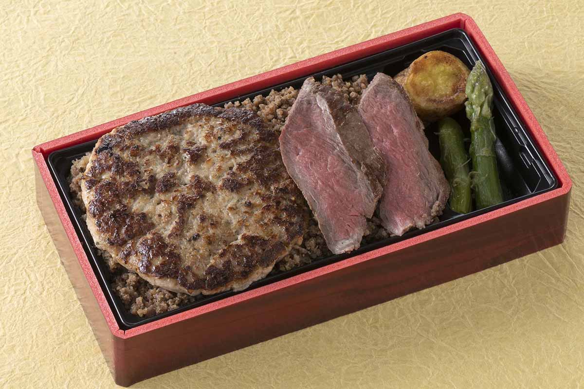 「発見苑」の北海道産牛ヒレステーキ×肉問屋のハンバーグ弁当（1,080円、各日販売予定数30）