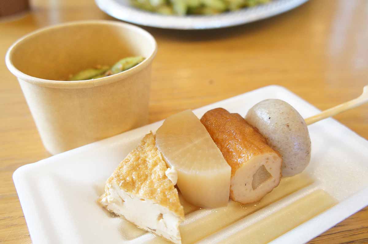 おでんやうどんはもちろん、だしを取ったあとにパックの中身を取り出して枝豆と一緒に炒めればおいしい一品が生まれます
