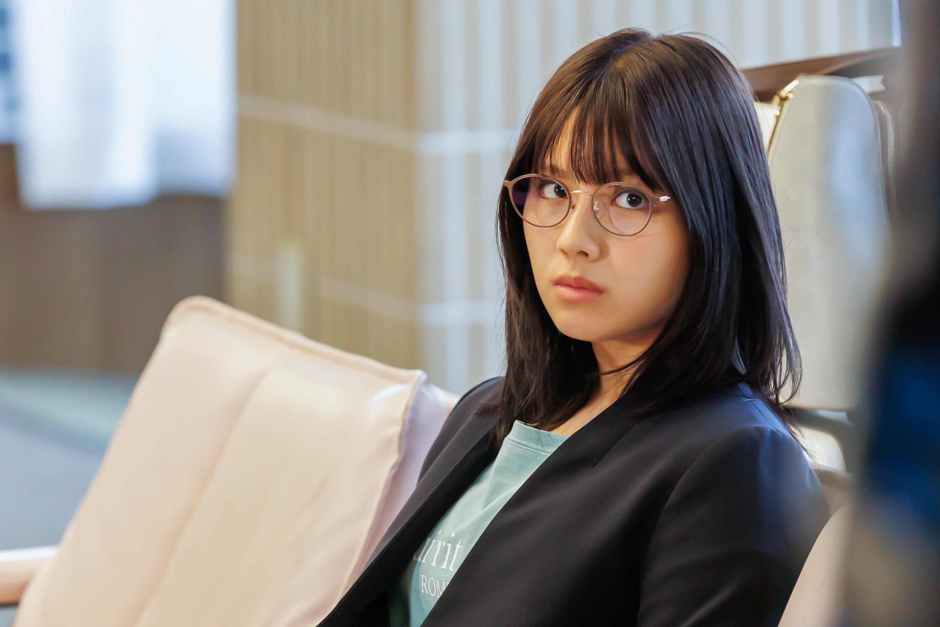ドラマ『地獄は善意で出来ている』１話　立花理子(渡邉美穂)