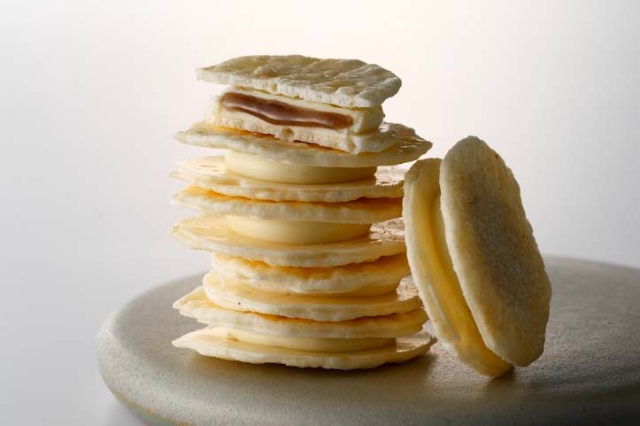 「SHIRO SASARAYA（シロササラヤ）」の「あんとろべい」（3個入り648円）