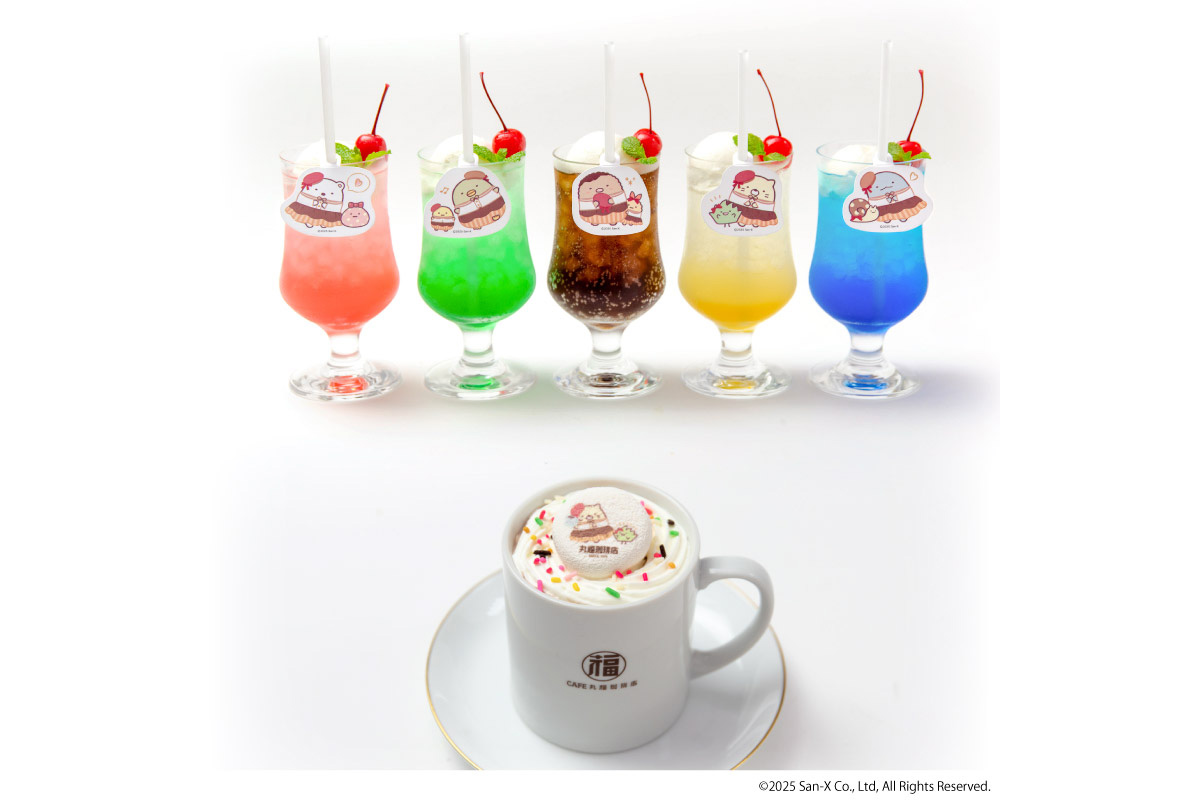 写真上「すみっコのカラフルクリームソーダ」（990円・税込）、写真下「ねこのホットチョコレート」（990円・税込）