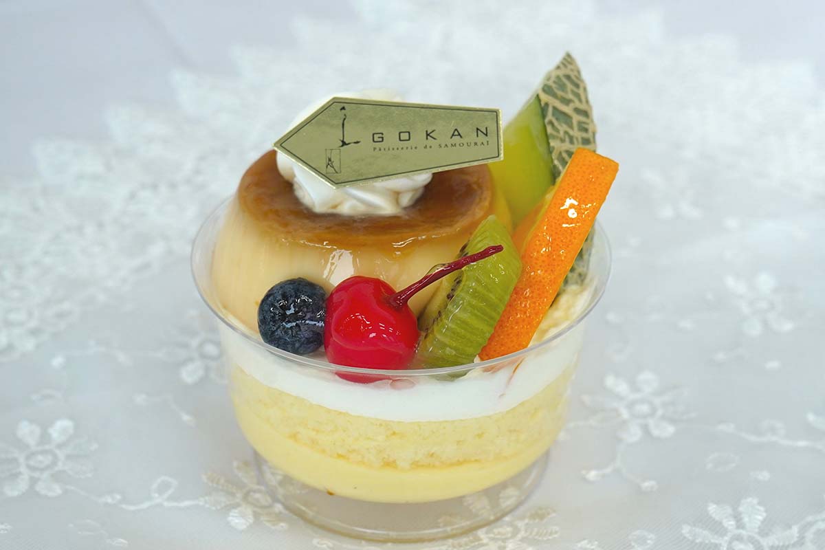 「五感」プリンアラモード(1個)702円◎地下1階 洋菓子売場