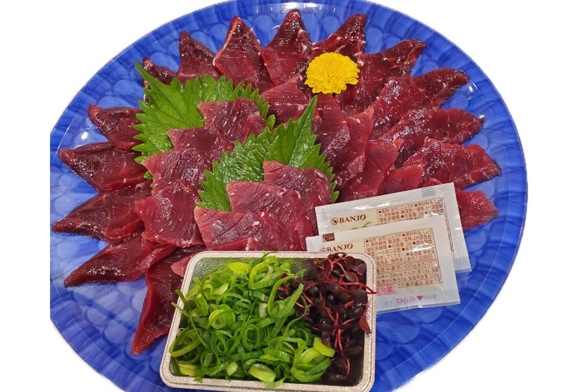 「ひげ川」ニタリクジラ鹿の子(100gあたり)1,620円