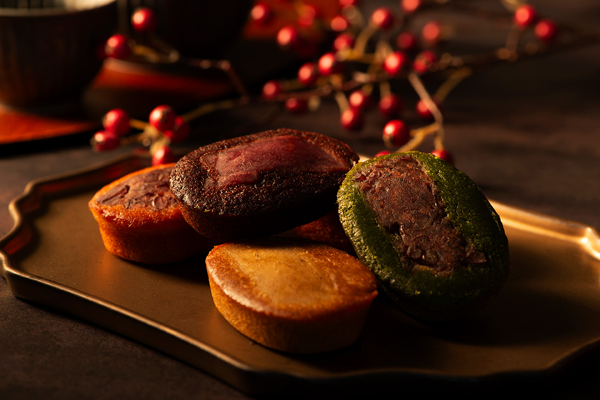 プレーン、八女抹茶、フランボワーズ、アールグレイ、あまおう苺のフレイバーが揃う「あんフィナンシェ」（提供写真）