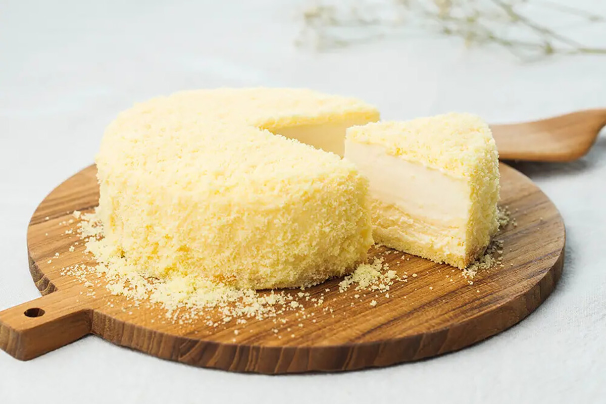 「小樽洋菓子舗ルタオ」の看板商品 「ドゥーブルフロマージュ」（2,268円・税込）