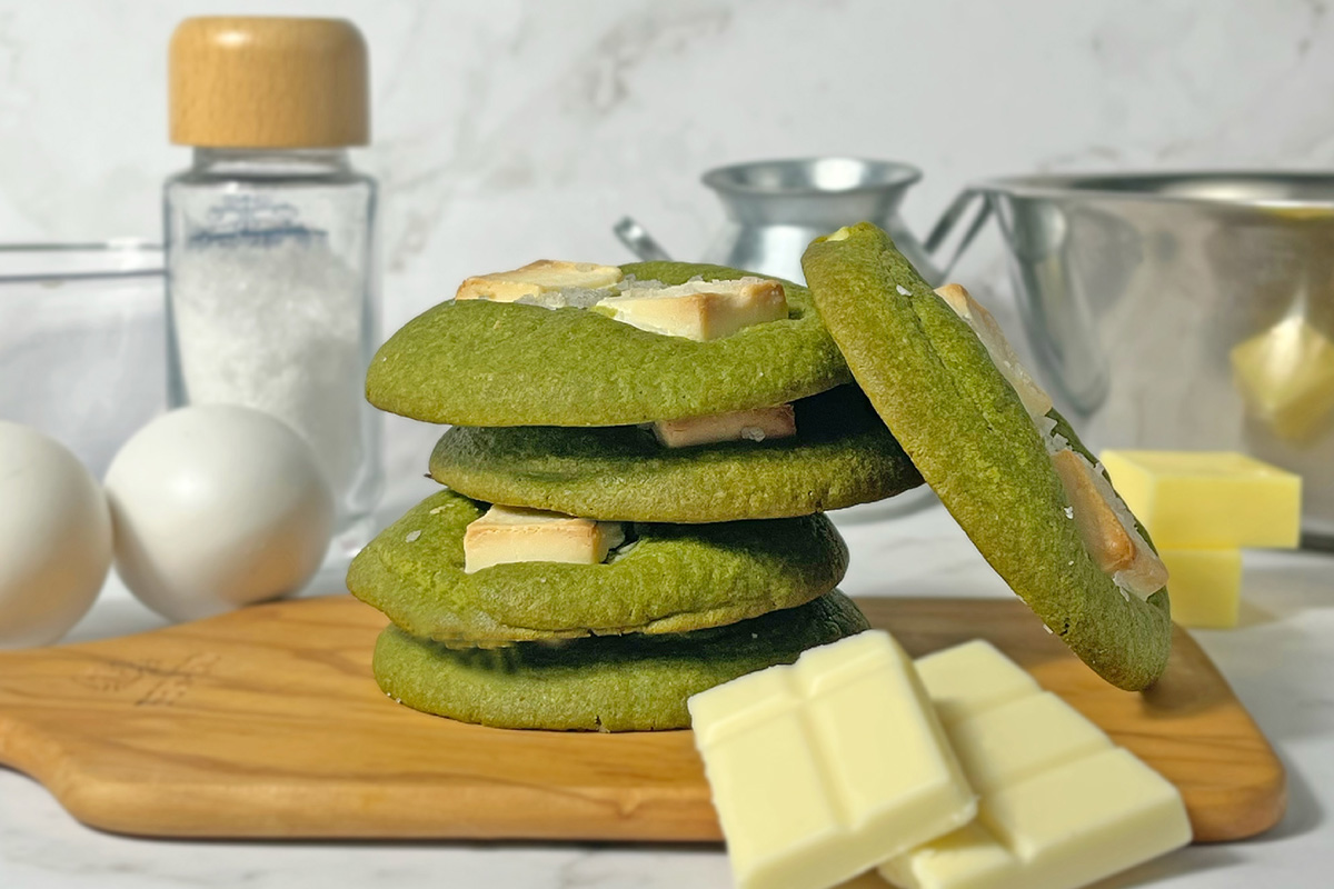 京都府産宇治抹茶を使用した、ポップアップストア限定の「チアフルチョコチップ生クッキー（抹茶）」（1枚567円・税込）