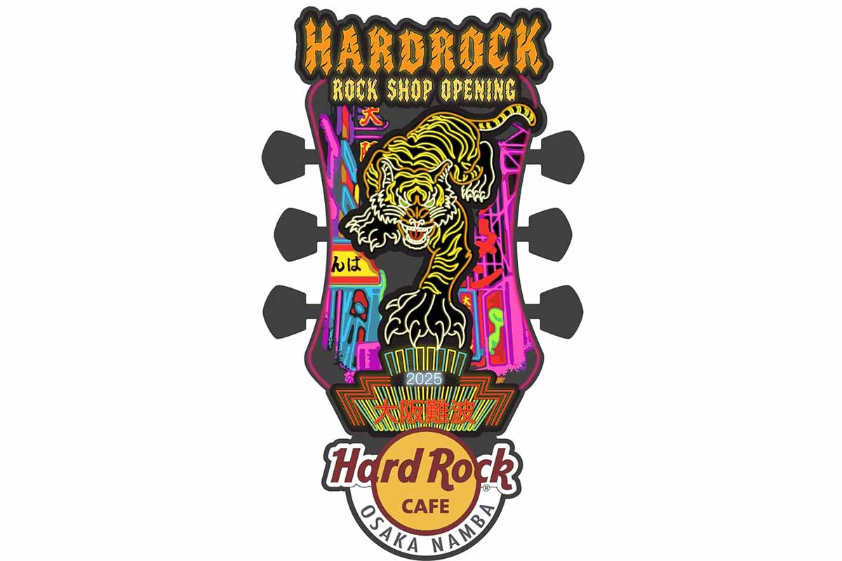 「ハードロックカフェ 大阪なんば ロックショップ」オープニングを記念した「NAMBA Opening Pin」（2,640円）、「NAMBA Opening Magnet」（3,080円）