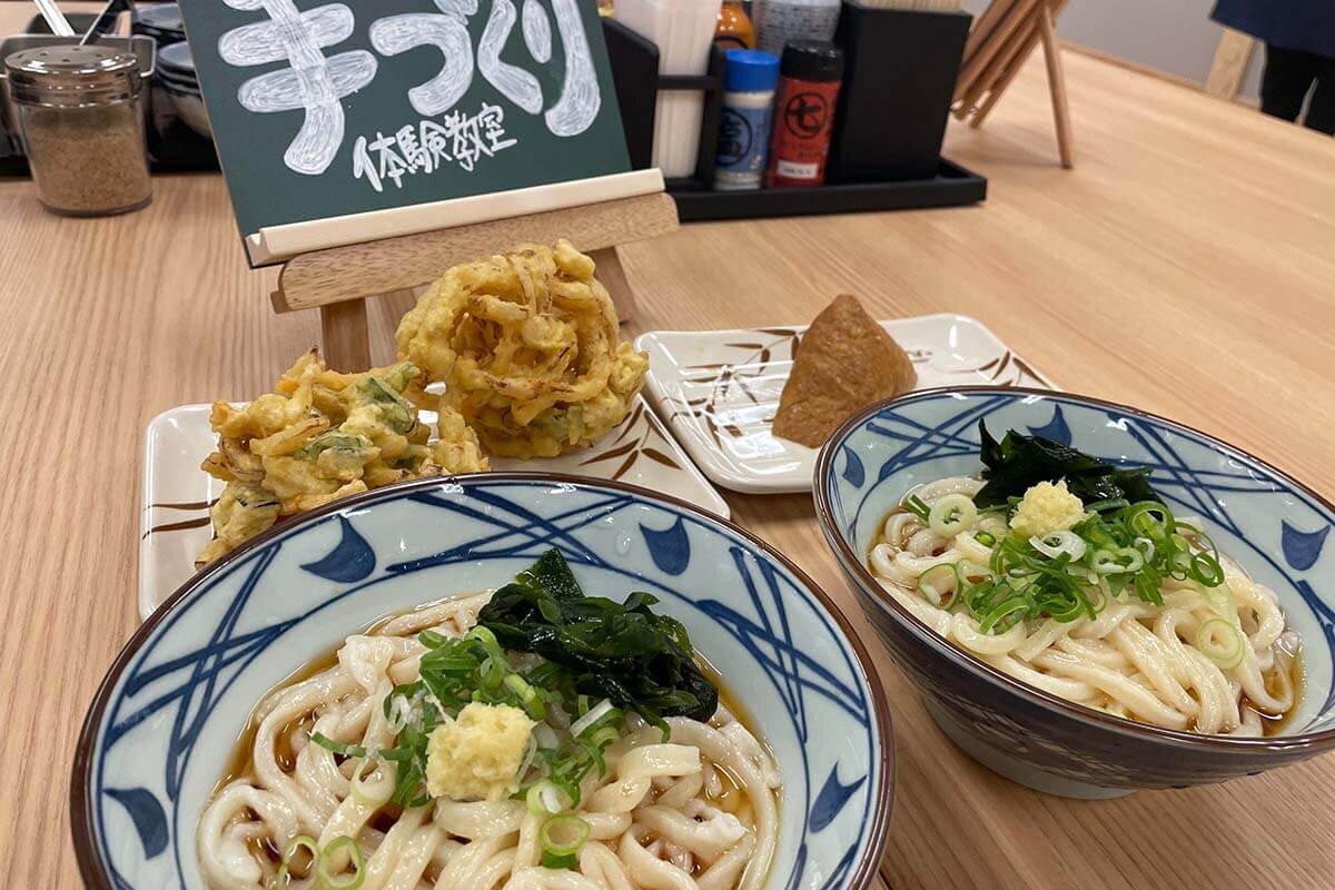 本来は２人前が想定されている試食