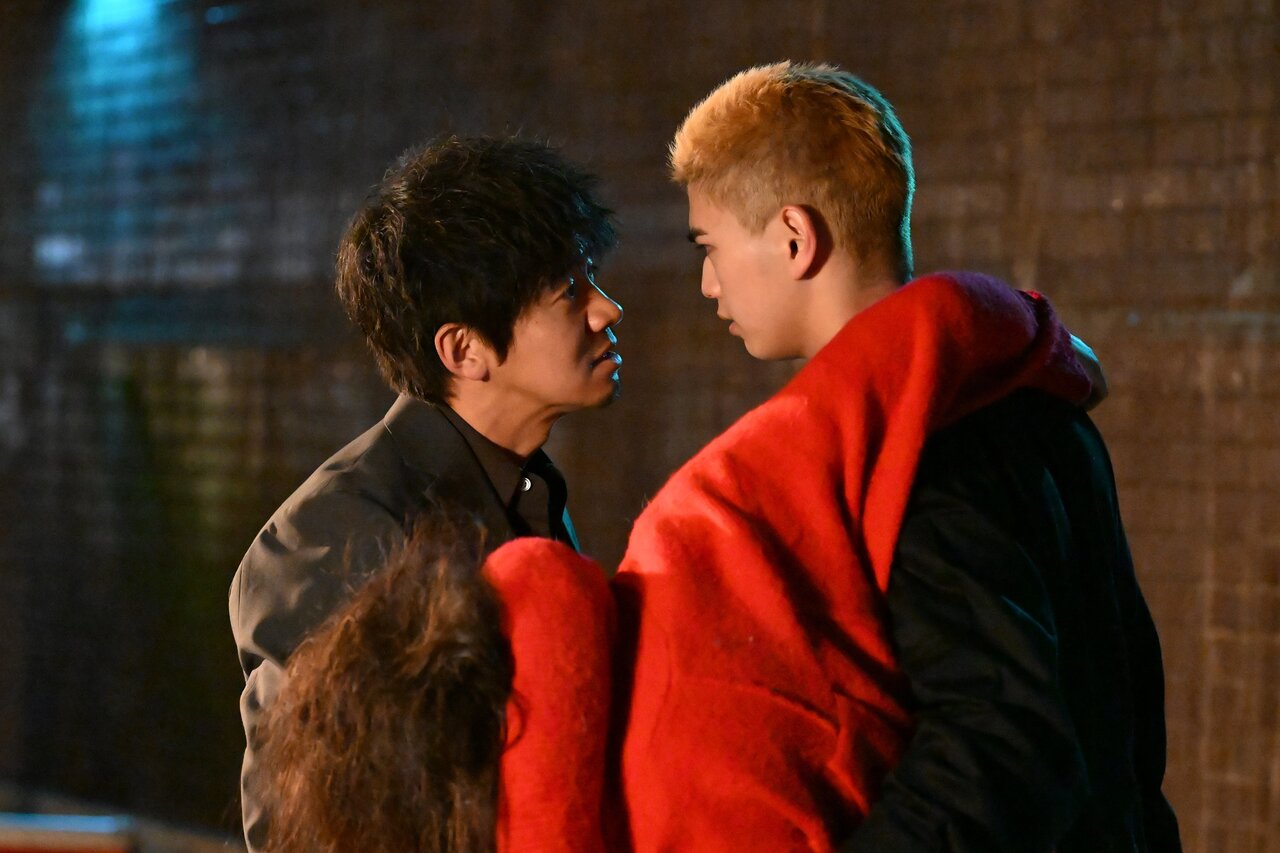 『ロンダリング』８話　灰田徹（和田正人）、桃丘健太（真田理希）