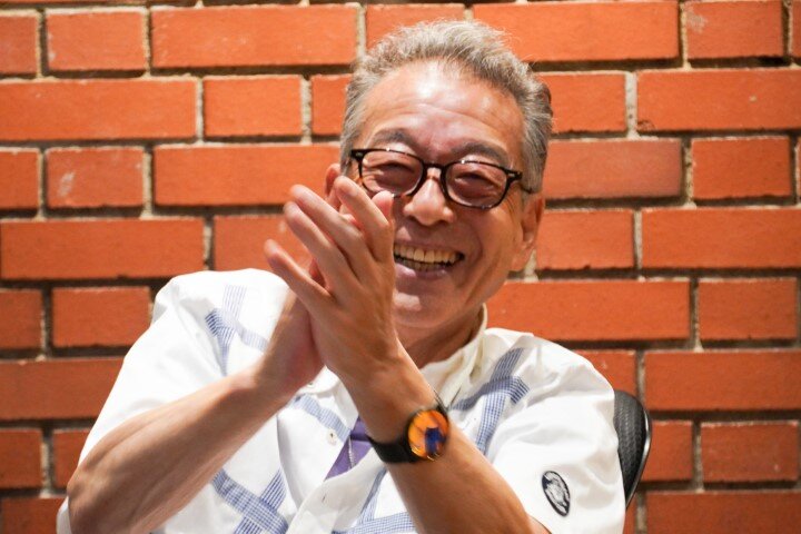 左から）辰巳ゆうと、円広志（9月16日・レコーディング）