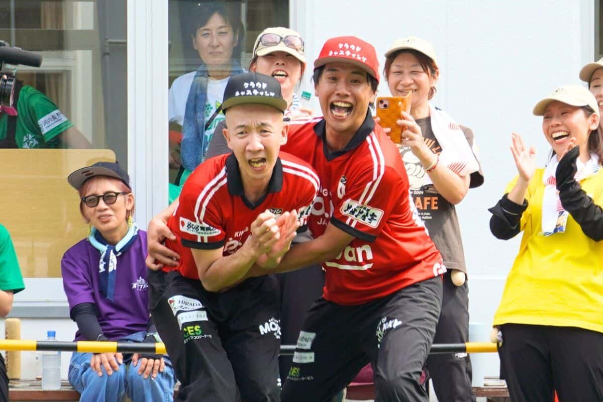 左から）ひょうろく、カナイ『カンサイ盛り上げバラエティ 勝手にイッチョ神様』9月26日（金）午後7時～8時（関西ローカル）