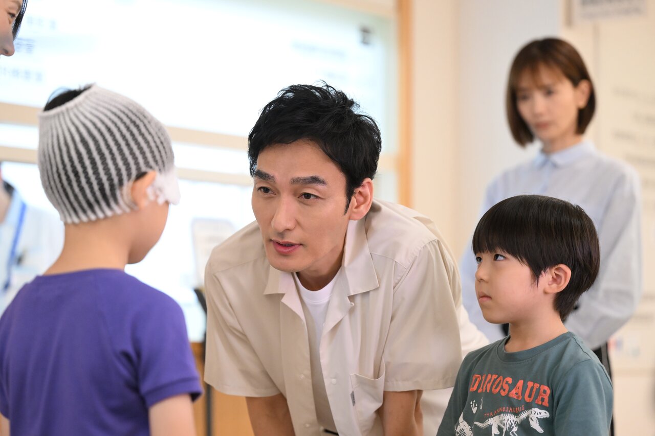 左から）草彅剛、永瀬矢紘、中村ゆり