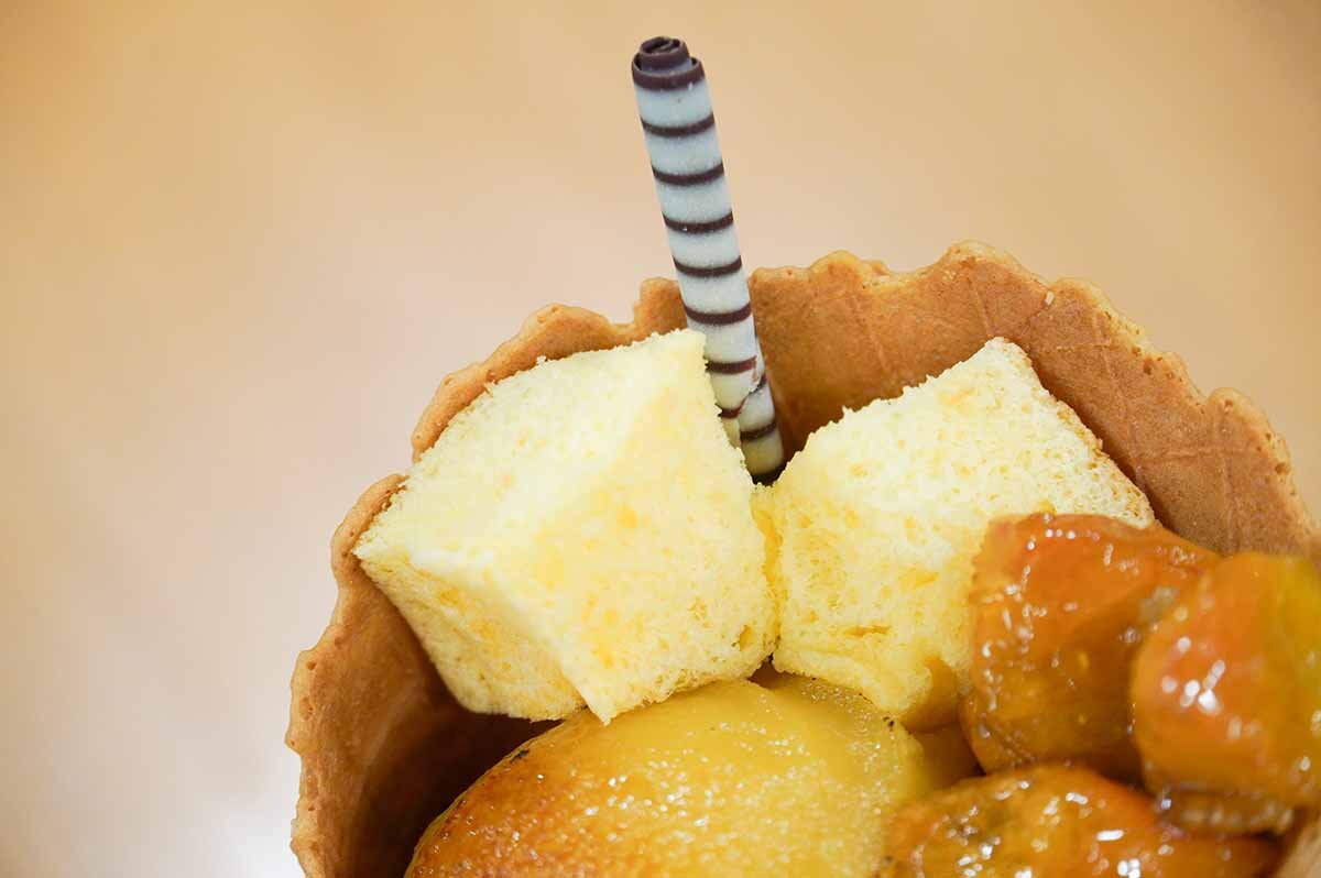 一般的な柔らかさとは一線を画す口溶けのシフォンケーキ。